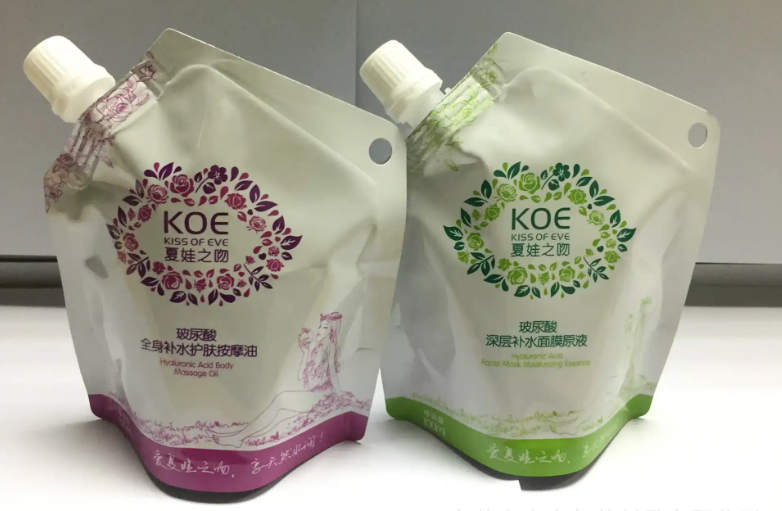 龍應(yīng)洗衣液自立袋充填旋蓋機